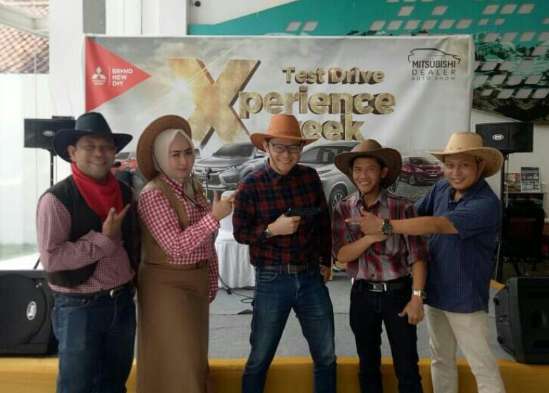 Sewa Kostum Cowboy di Surabaya