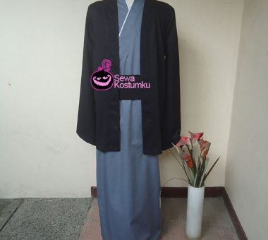 Sewa Kostum Kimono Cowo Hitam Abu-abu size L