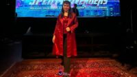 Testimonial Kostum Superhero